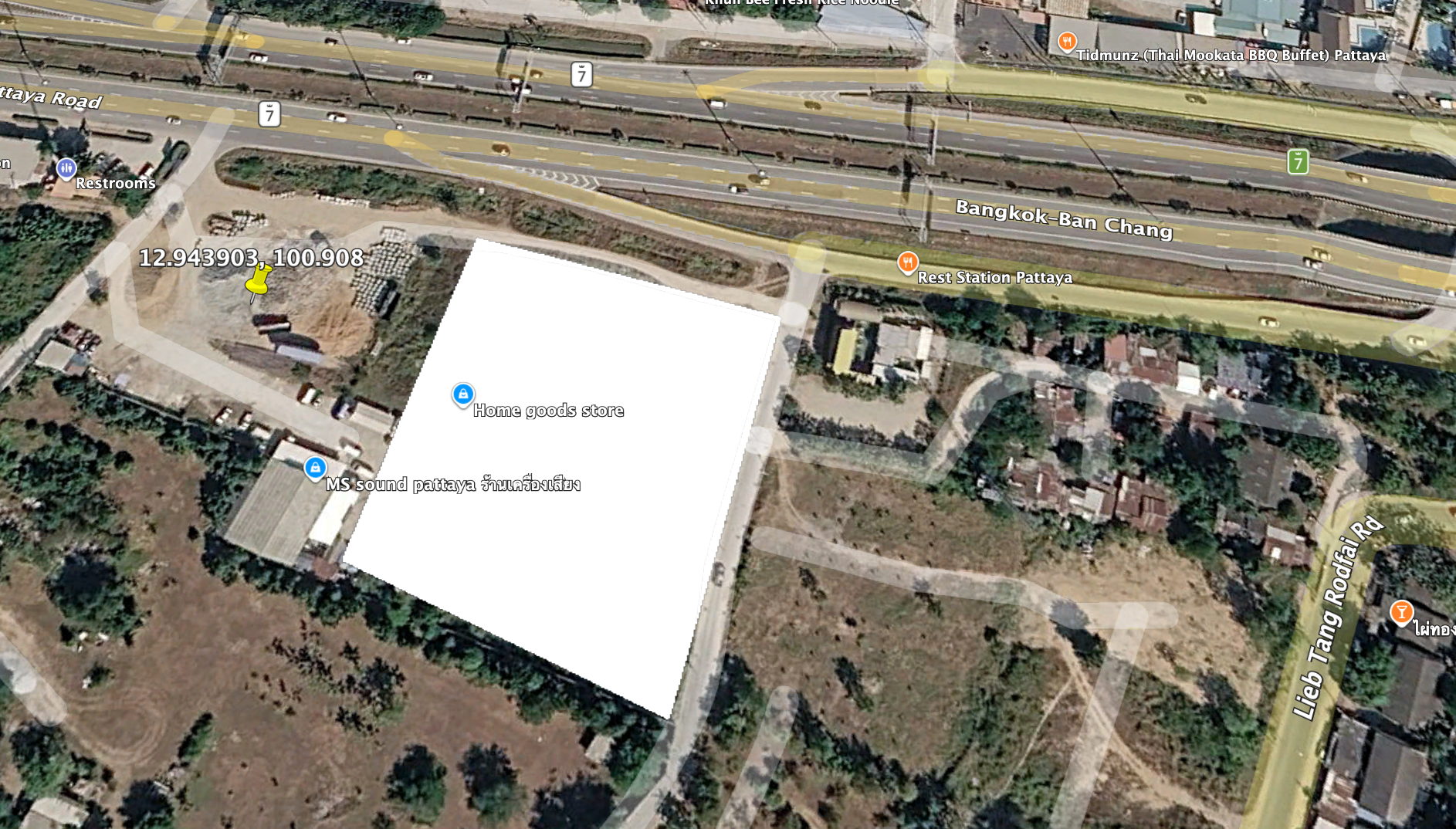 Close-in satellite view with parcel polygon
